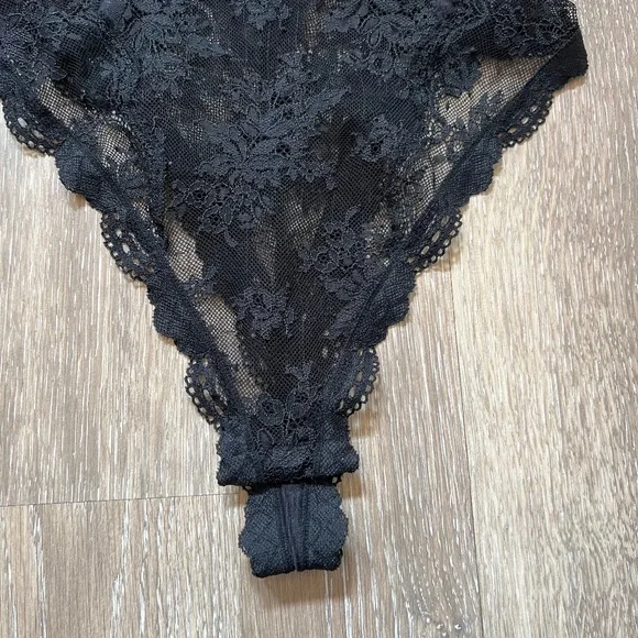 Victoria's Secret Very Sexy Lace Teddy SET